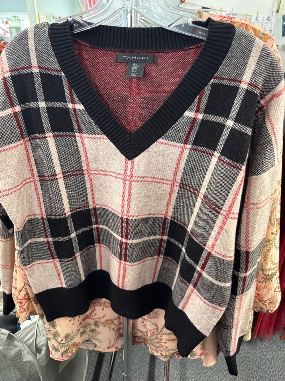 Tahari plaid sweater M // 091929